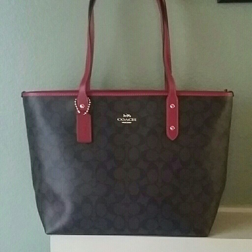 💖 COACH CITY ZIP TOTE 💖  - Picture 2 of 8